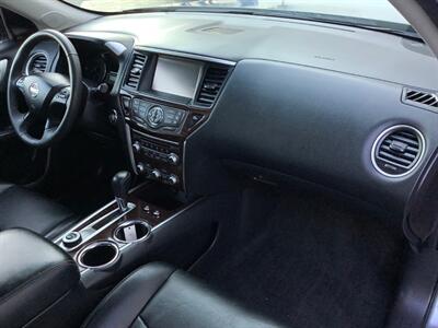 2015 Nissan Pathfinder Platinum V6 - Photo 46 - Crest Hill, IL 60403