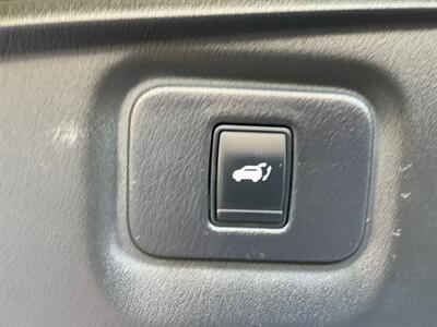 2015 Nissan Pathfinder Platinum V6 - Photo 57 - Crest Hill, IL 60403