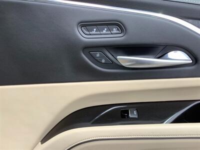 2021 Cadillac Escalade Premium Luxury   - Photo 38 - Crest Hill, IL 60403