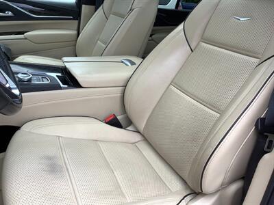 2021 Cadillac Escalade Premium Luxury   - Photo 25 - Crest Hill, IL 60403