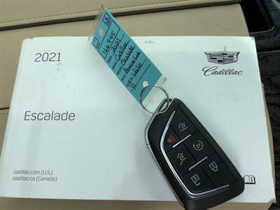 2021 Cadillac Escalade Premium Luxury   - Photo 42 - Crest Hill, IL 60403