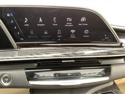 2021 Cadillac Escalade Premium Luxury   - Photo 20 - Crest Hill, IL 60403