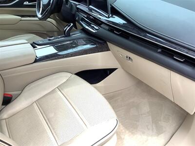 2021 Cadillac Escalade Premium Luxury   - Photo 40 - Crest Hill, IL 60403