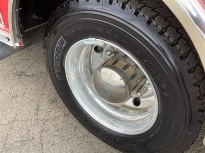 2015 Freightliner M2 106   - Photo 44 - Crest Hill, IL 60403