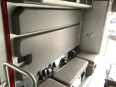 2015 Freightliner M2 106   - Photo 40 - Crest Hill, IL 60403