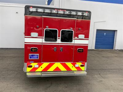 2015 Freightliner M2 106   - Photo 6 - Crest Hill, IL 60403