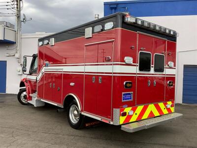 2015 Freightliner M2 106   - Photo 4 - Crest Hill, IL 60403