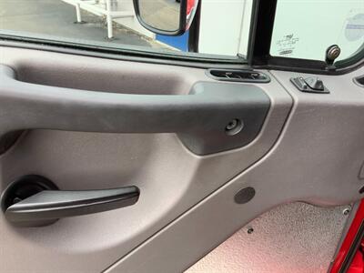 2015 Freightliner M2 106   - Photo 14 - Crest Hill, IL 60403