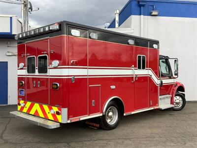 2015 Freightliner M2 106   - Photo 8 - Crest Hill, IL 60403