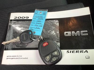 2009 GMC Sierra 1500 SLE   - Photo 28 - Crest Hill, IL 60403