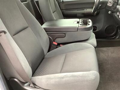 2009 GMC Sierra 1500 SLE   - Photo 29 - Crest Hill, IL 60403