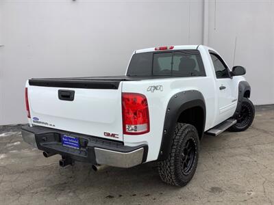 2009 GMC Sierra 1500 SLE   - Photo 7 - Crest Hill, IL 60403