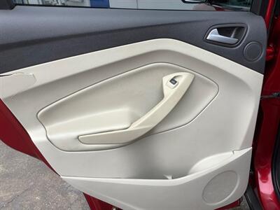 2014 Ford Escape SE   - Photo 24 - Crest Hill, IL 60403