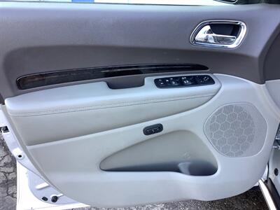 2011 Dodge Durango Crew   - Photo 11 - Crest Hill, IL 60403