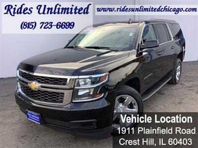 2017 Chevrolet Suburban LT   - Photo 1 - Crest Hill, IL 60403