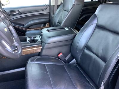 2017 Chevrolet Suburban LT   - Photo 24 - Crest Hill, IL 60403