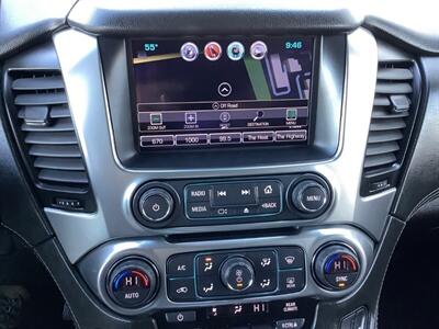 2017 Chevrolet Suburban LT   - Photo 19 - Crest Hill, IL 60403