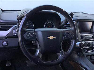 2017 Chevrolet Suburban LT   - Photo 17 - Crest Hill, IL 60403