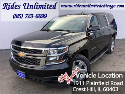 2017 Chevrolet Suburban LT   - Photo 1 - Crest Hill, IL 60403
