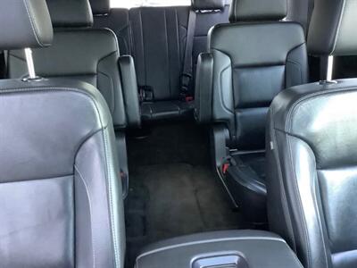 2017 Chevrolet Suburban LT   - Photo 44 - Crest Hill, IL 60403