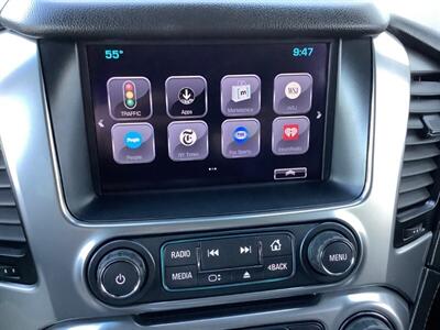 2017 Chevrolet Suburban LT   - Photo 21 - Crest Hill, IL 60403