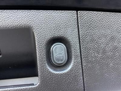 2017 Chevrolet Suburban LT   - Photo 49 - Crest Hill, IL 60403