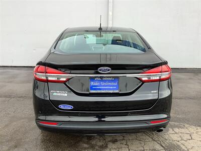 2018 Ford Fusion Energi SE Luxury   - Photo 2 - Crest Hill, IL 60403