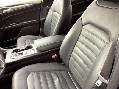 2018 Ford Fusion Energi SE Luxury   - Photo 27 - Crest Hill, IL 60403