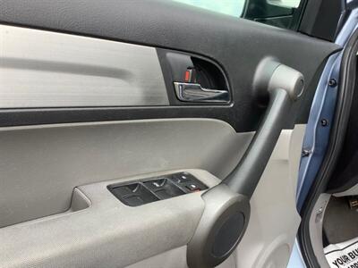 2010 Honda CR-V LX - Photo 13 - Crest Hill, IL 60403