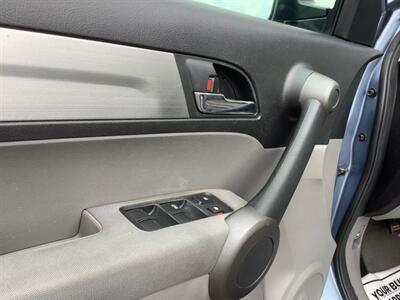 2010 Honda CR-V LX   - Photo 13 - Crest Hill, IL 60403