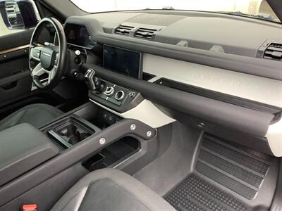 2020 Land Rover Defender 110 SE  One Owner! - Photo 50 - Crest Hill, IL 60403