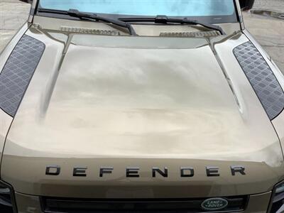 2020 Land Rover Defender 110 SE  One Owner! - Photo 78 - Crest Hill, IL 60403