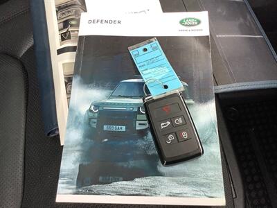 2020 Land Rover Defender 110 SE  One Owner! - Photo 58 - Crest Hill, IL 60403