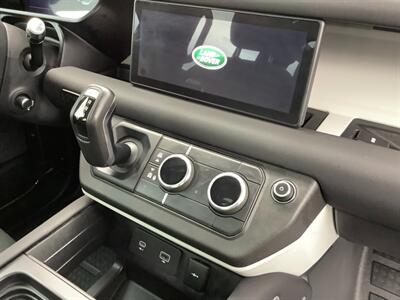 2020 Land Rover Defender 110 SE  One Owner! - Photo 60 - Crest Hill, IL 60403
