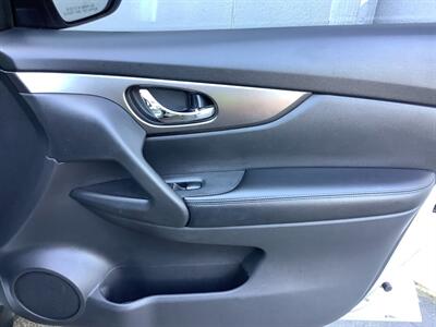 2016 Nissan Rogue S - Photo 28 - Crest Hill, IL 60403