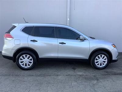 2016 Nissan Rogue S - Photo 7 - Crest Hill, IL 60403