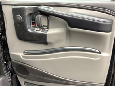 2015 Chevrolet Express 2500 - Photo 35 - Crest Hill, IL 60403
