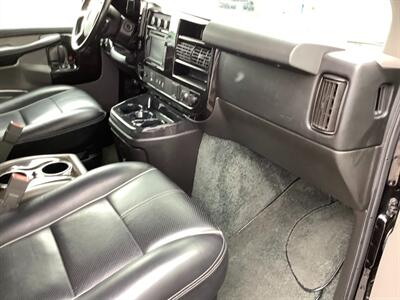 2015 Chevrolet Express 2500 - Photo 38 - Crest Hill, IL 60403