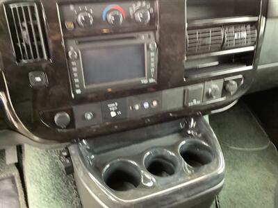 2015 Chevrolet Express 2500 - Photo 24 - Crest Hill, IL 60403