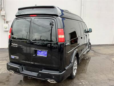 2015 Chevrolet Express 2500 - Photo 8 - Crest Hill, IL 60403