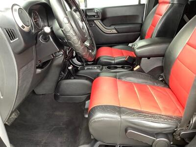 2012 Jeep Wrangler Sport - Photo 13 - Crest Hill, IL 60403