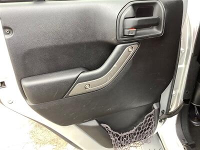 2012 Jeep Wrangler Sport - Photo 24 - Crest Hill, IL 60403