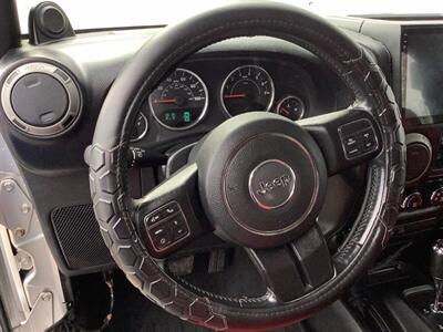 2012 Jeep Wrangler Sport - Photo 16 - Crest Hill, IL 60403