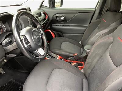 2018 Jeep Renegade Trailhawk - Photo 17 - Crest Hill, IL 60403