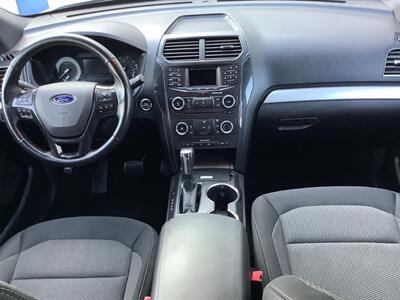 2017 Ford Explorer XLT - Photo 39 - Crest Hill, IL 60403