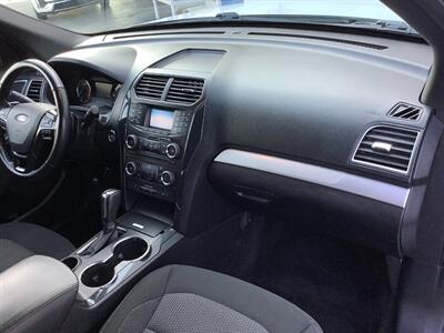 2017 Ford Explorer XLT - Photo 36 - Crest Hill, IL 60403