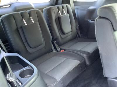 2017 Ford Explorer XLT - Photo 31 - Crest Hill, IL 60403