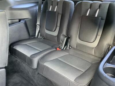 2017 Ford Explorer XLT - Photo 27 - Crest Hill, IL 60403
