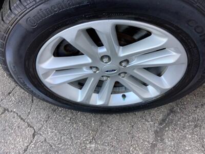 2017 Ford Explorer XLT - Photo 43 - Crest Hill, IL 60403