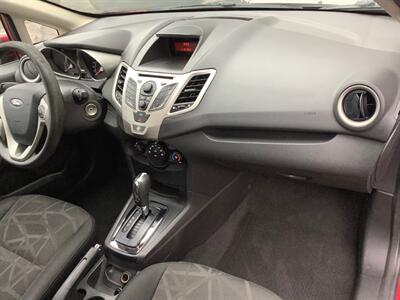 2013 Ford Fiesta SE   - Photo 28 - Crest Hill, IL 60403